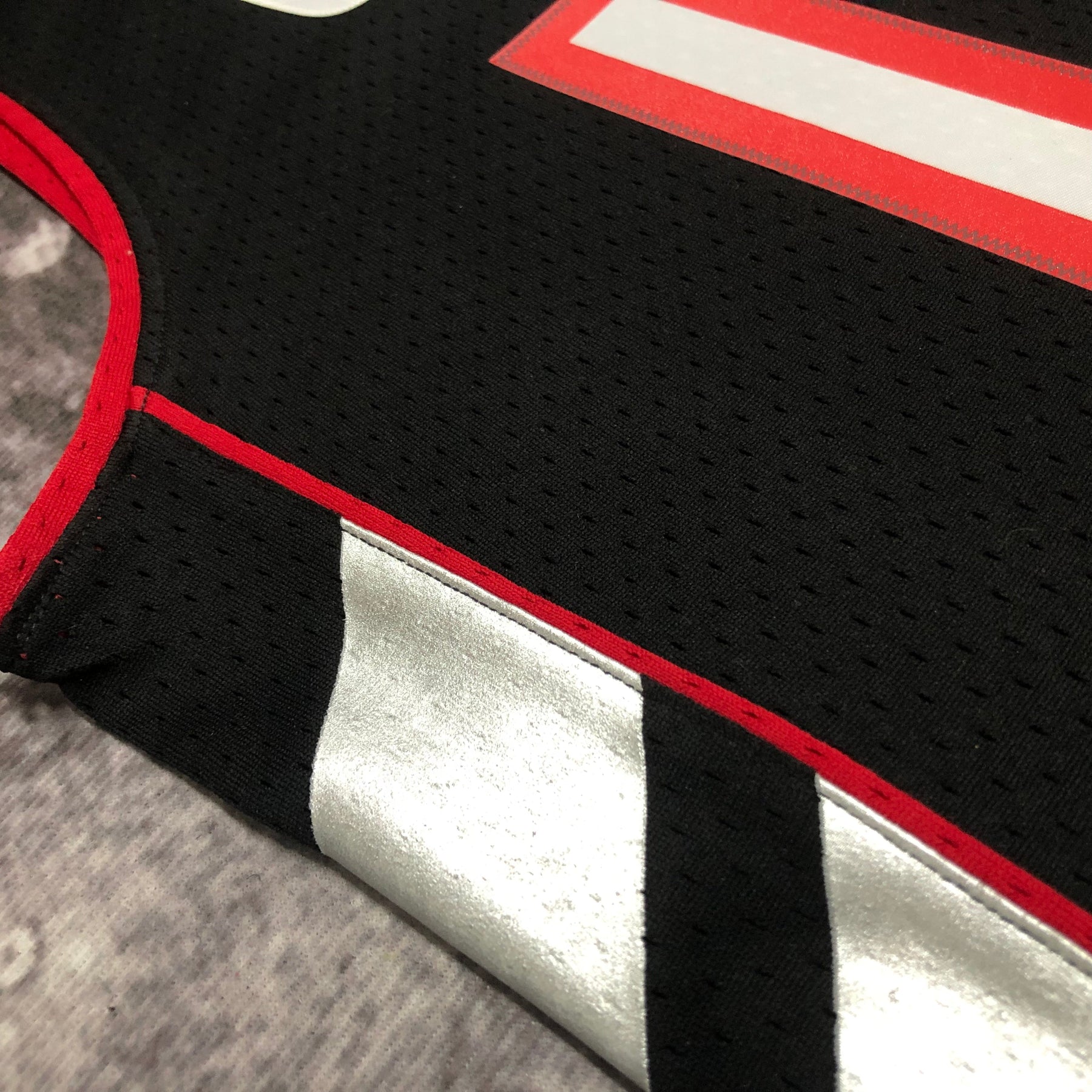 Regata Toronto Raptors Mitchell & Ness 99/00 - Rei da Pelada