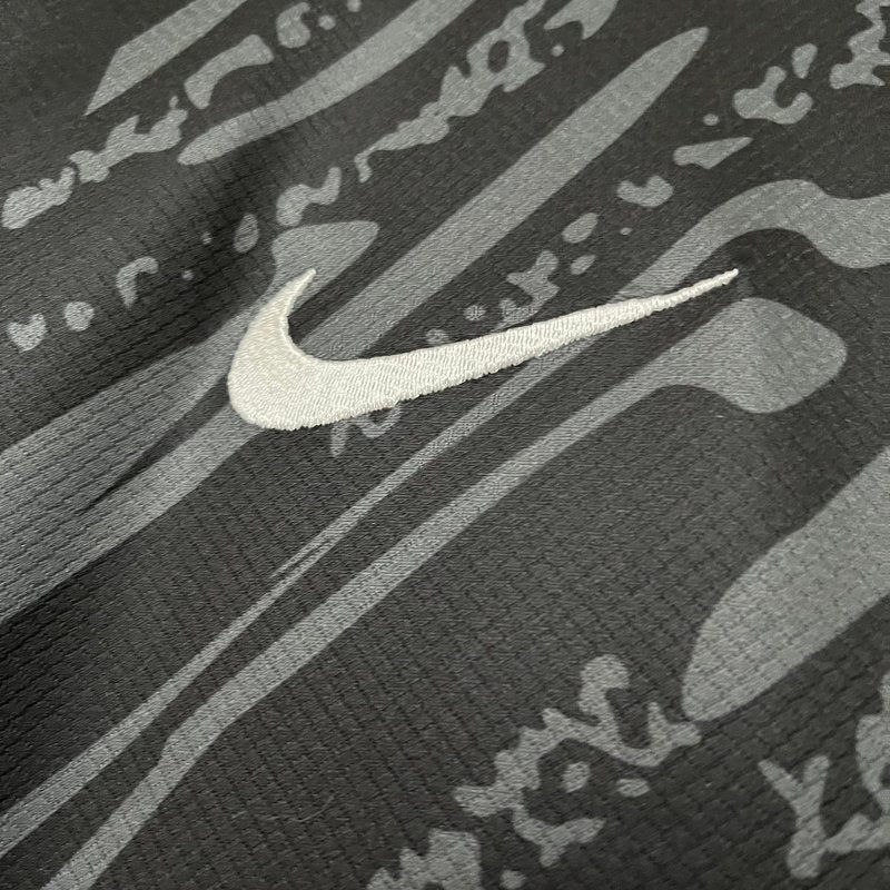 Camisa Liverpool 24/25 Goleiro Preto - Versão Torcedor